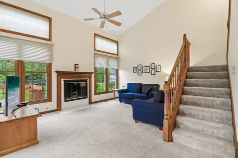 955 Heathrow Lane Naperville IL 60540