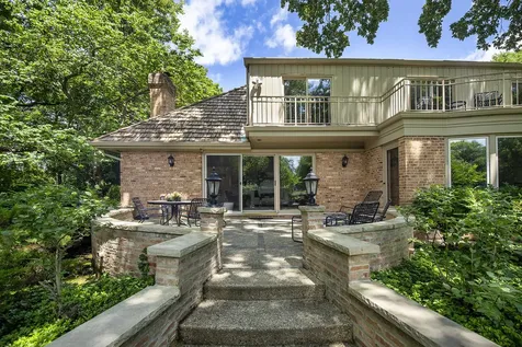 48 Indian Hill Road Winnetka IL 60093