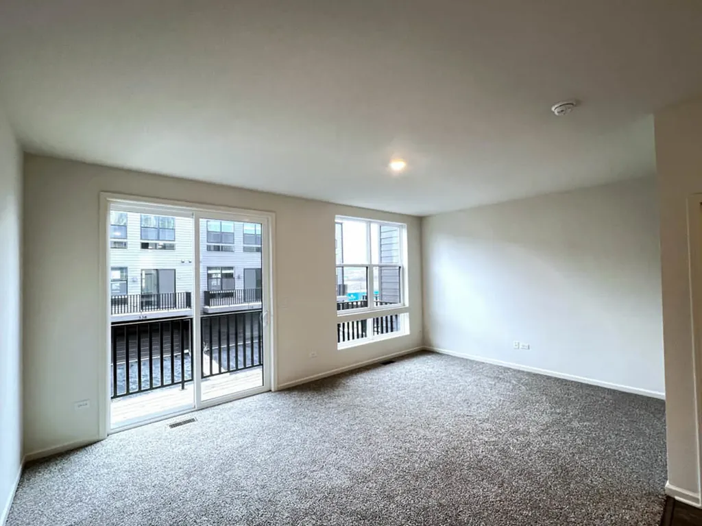 392 Summit Circle Lombard IL 60148