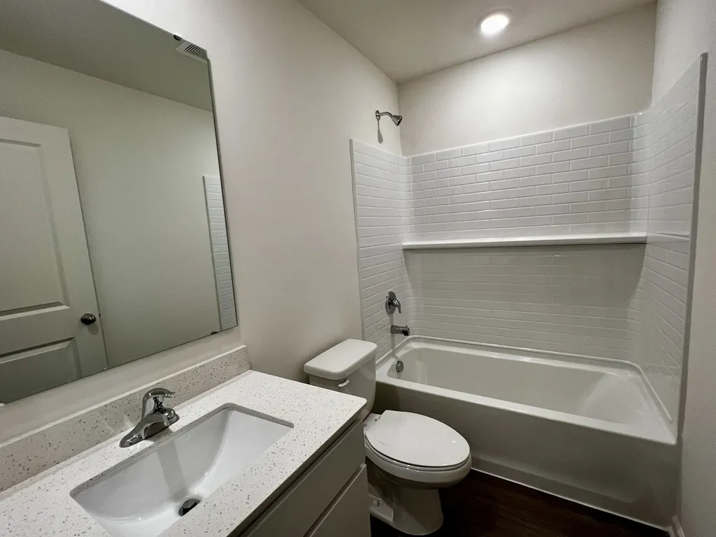 392 Summit Circle Lombard IL 60148