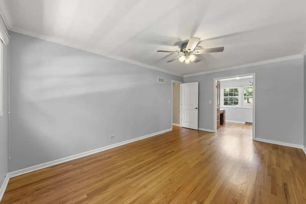 26W257 Blackhawk Drive Wheaton IL 60189