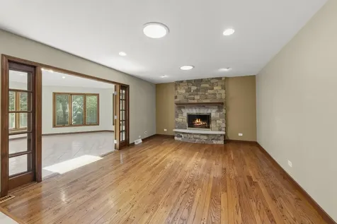 26W257 Blackhawk Drive Wheaton IL 60189