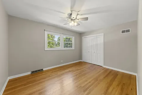 26W257 Blackhawk Drive Wheaton IL 60189