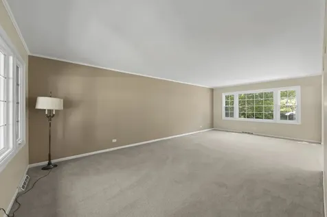 26W257 Blackhawk Drive Wheaton IL 60189