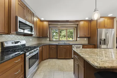 26W257 Blackhawk Drive Wheaton IL 60189