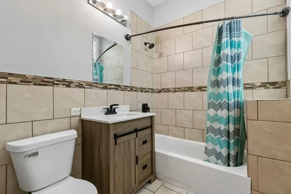 6620 South Drexel Avenue Chicago IL 60637