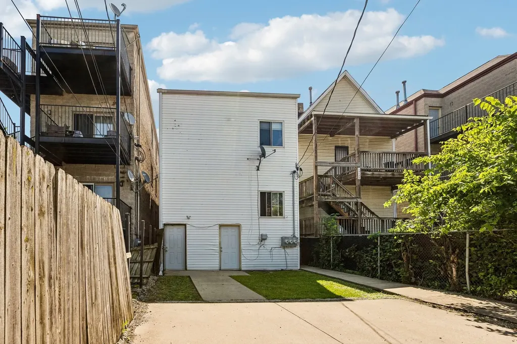 6620 South Drexel Avenue Chicago IL 60637