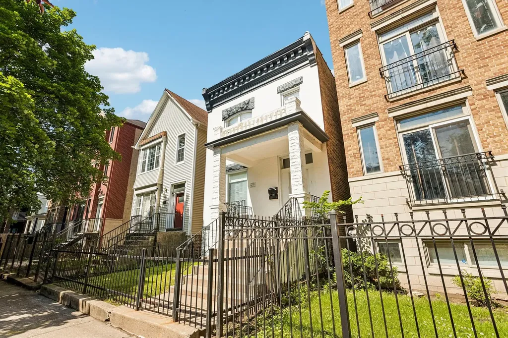 6620 South Drexel Avenue Chicago IL 60637