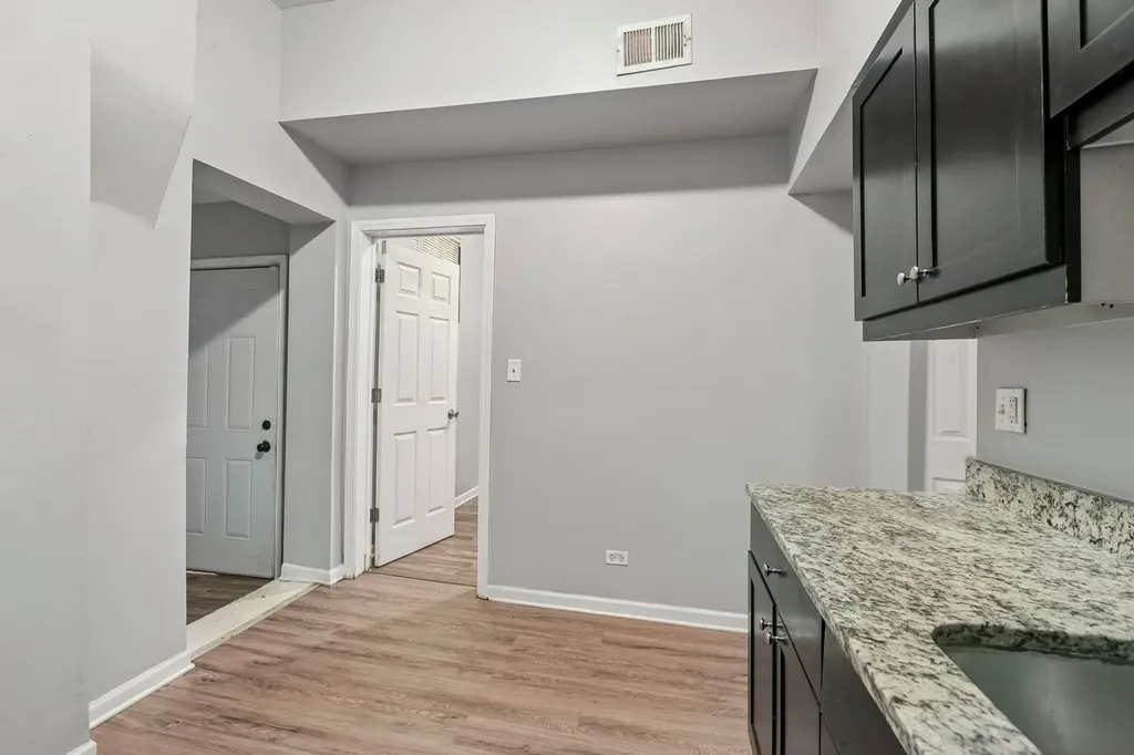 6620 South Drexel Avenue Chicago IL 60637