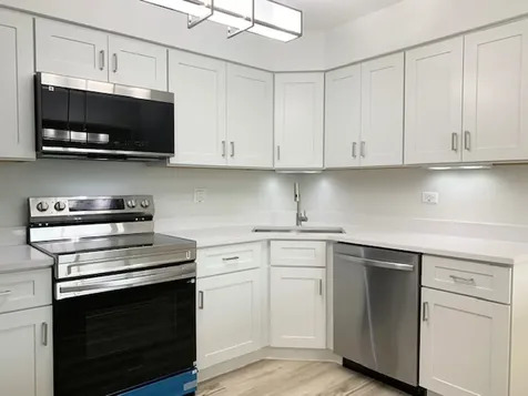 301 Lake Hinsdale Drive Willowbrook IL 60527