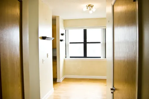 1529 South State Street Chicago IL 60605