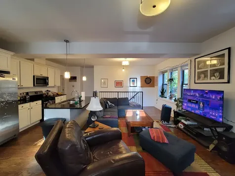 3142 North Racine Avenue Chicago IL 60657