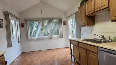 53 Odyssey Drive Tinley Park IL 60477