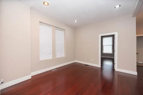3902 West Fillmore Street Chicago IL 60624