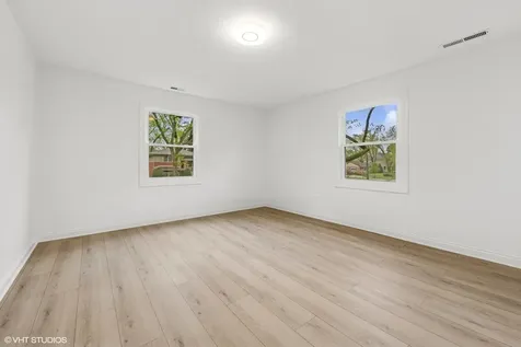 2272 Asbury Road Northbrook IL 60062