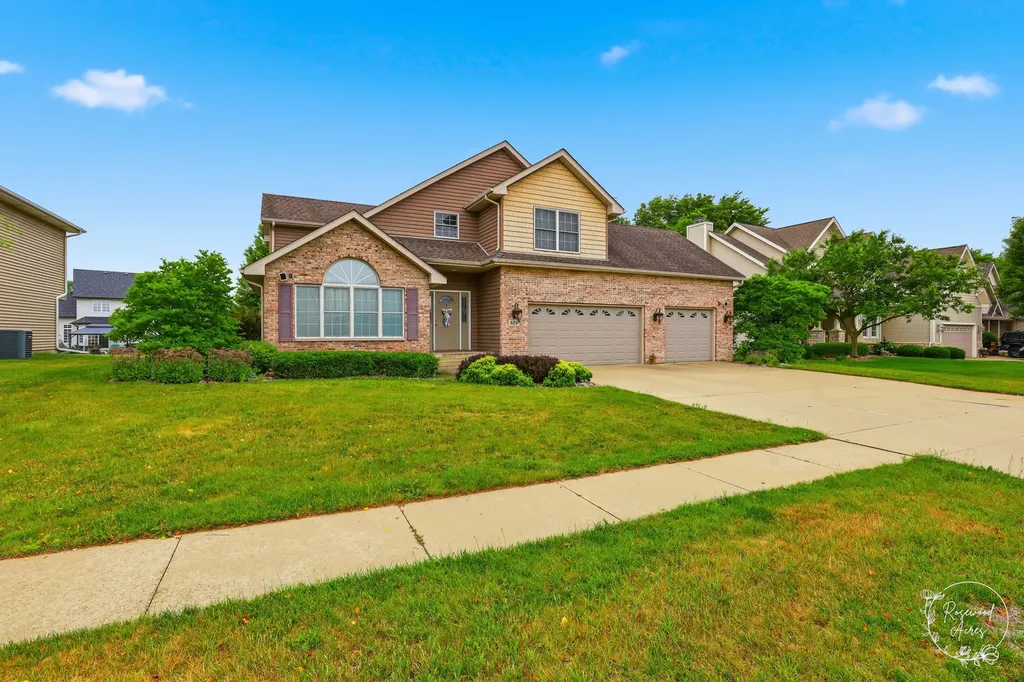 529 Hollyberry Lane Bourbonnais IL 60914