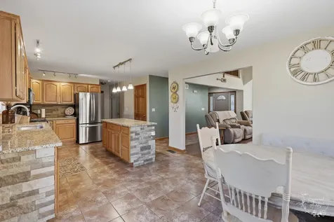 529 Hollyberry Lane Bourbonnais IL 60914