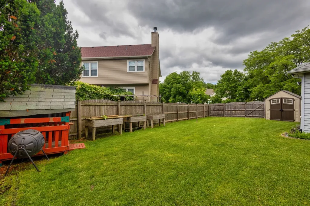 8 Steck Court Bolingbrook IL 60440