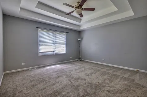 8 Steck Court Bolingbrook IL 60440
