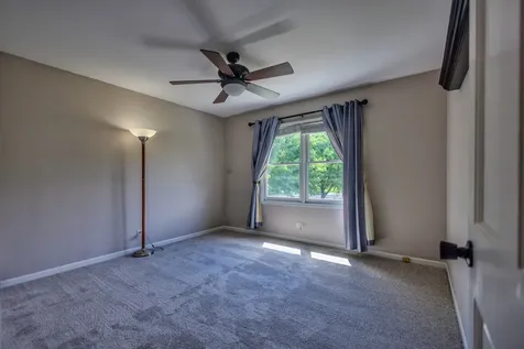 8 Steck Court Bolingbrook IL 60440