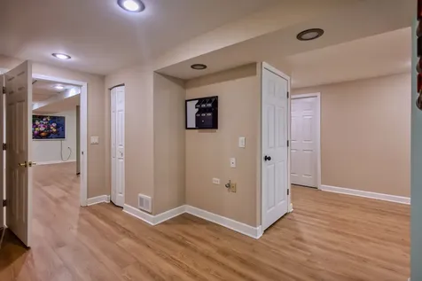 8 Steck Court Bolingbrook IL 60440