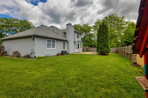 8 Steck Court Bolingbrook IL 60440