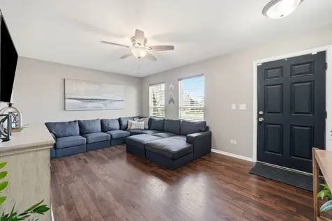 1316 Sherborn Court Minooka IL 60447
