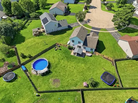 1316 Sherborn Court Minooka IL 60447