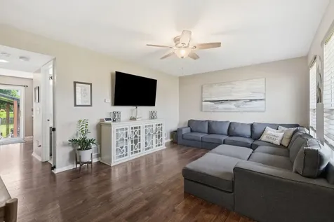 1316 Sherborn Court Minooka IL 60447