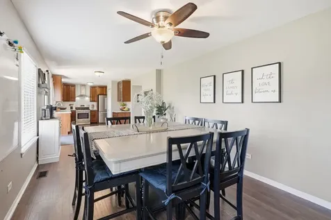 1316 Sherborn Court Minooka IL 60447