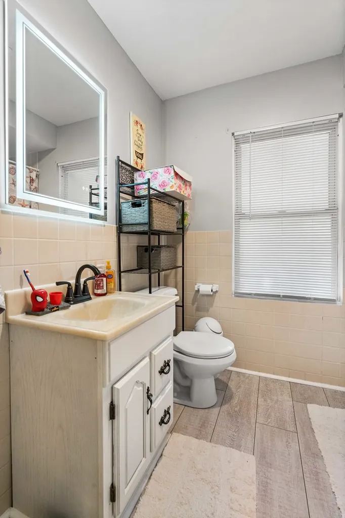 8459 South Marshfield Avenue Chicago IL 60620