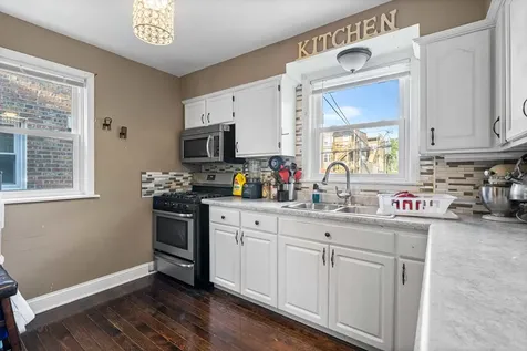 8459 South Marshfield Avenue Chicago IL 60620