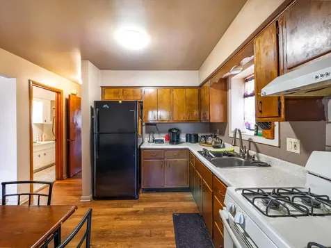 8430 West Oak Avenue Niles IL 60714