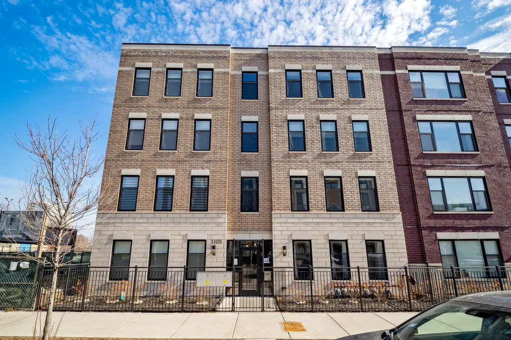 3105 South Giles Avenue Chicago IL 60616