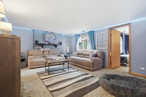 28616 West Benjamin Avenue Spring Grove IL 60081