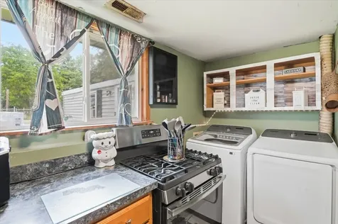 28616 West Benjamin Avenue Spring Grove IL 60081