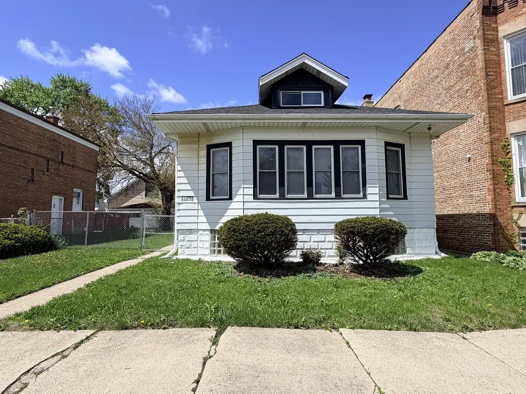 10010 South Emerald Avenue Chicago IL 60628