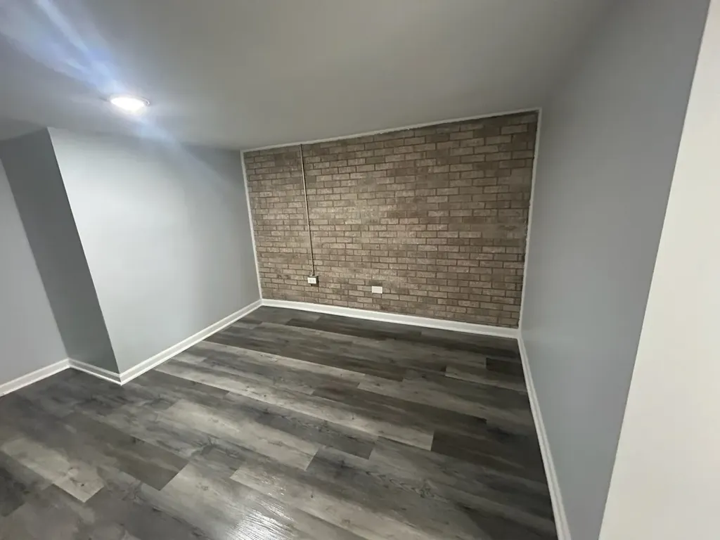 10010 South Emerald Avenue Chicago IL 60628