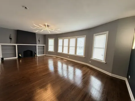 10010 South Emerald Avenue Chicago IL 60628