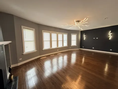 10010 South Emerald Avenue Chicago IL 60628