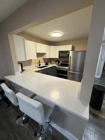 801 Garden Circle Streamwood IL 60107