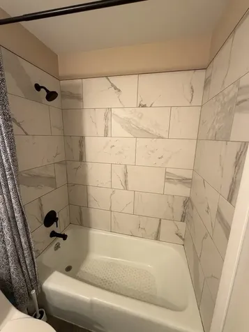 801 Garden Circle Streamwood IL 60107
