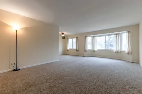 3004 Roberts Drive Woodridge IL 60517