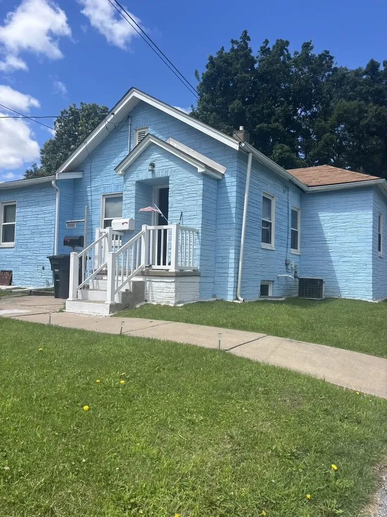 3001 44TH Street Moline IL 61265