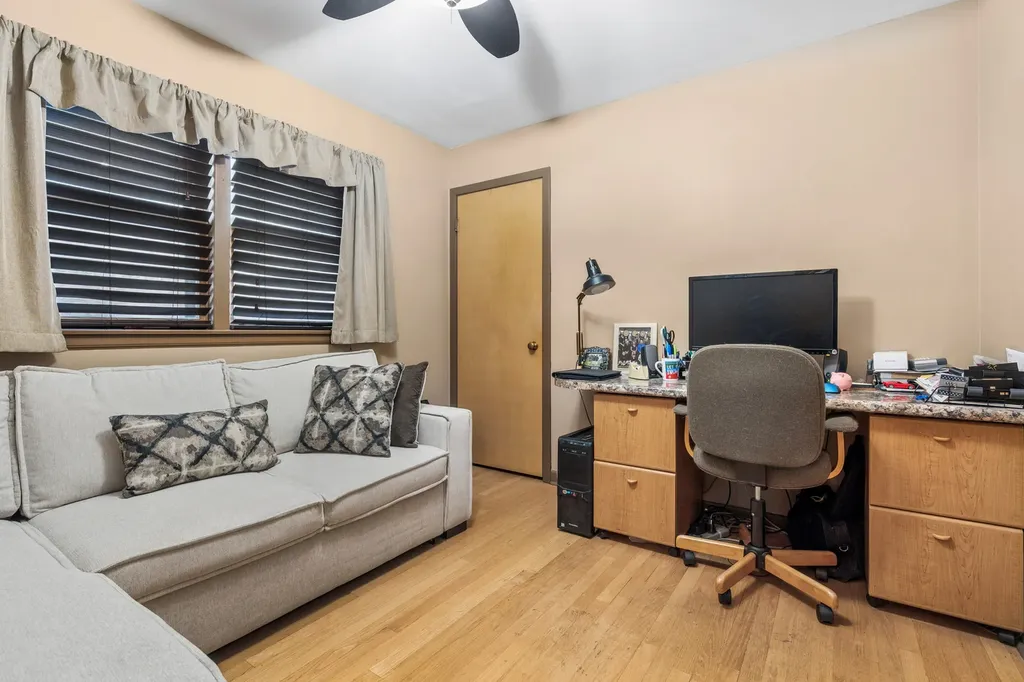 7535 North Octavia Avenue Chicago IL 60631