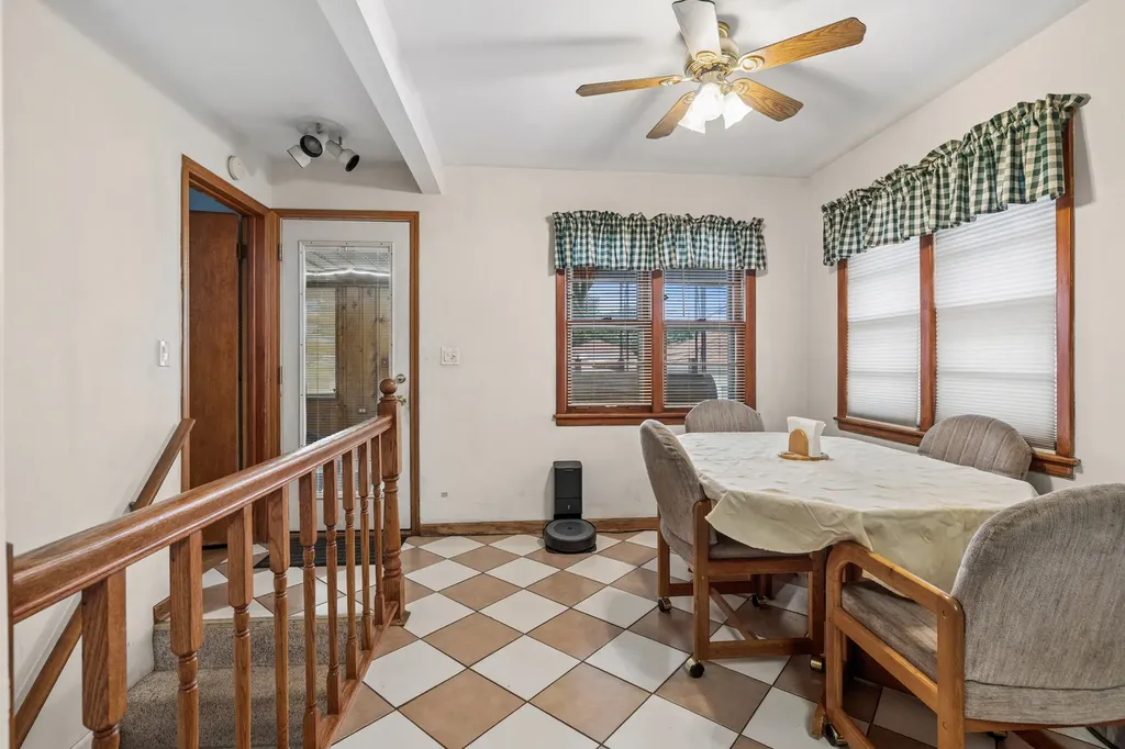 7535 North Octavia Avenue Chicago IL 60631