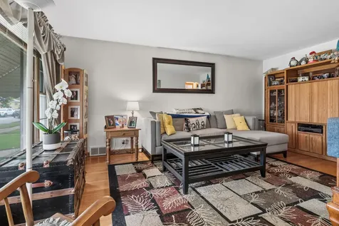 7535 North Octavia Avenue Chicago IL 60631