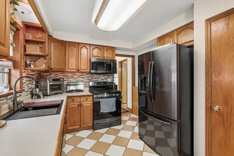 7535 North Octavia Avenue Chicago IL 60631