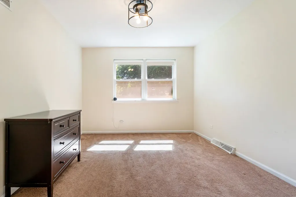 926 South Cedar Road New Lenox IL 60451