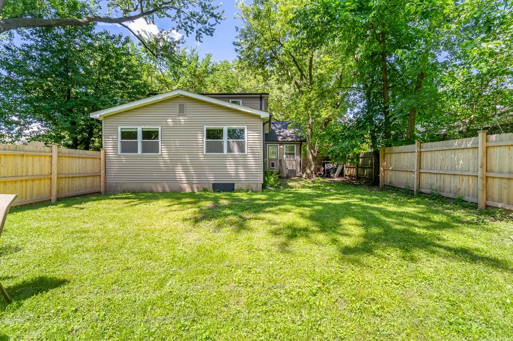 926 South Cedar Road New Lenox IL 60451